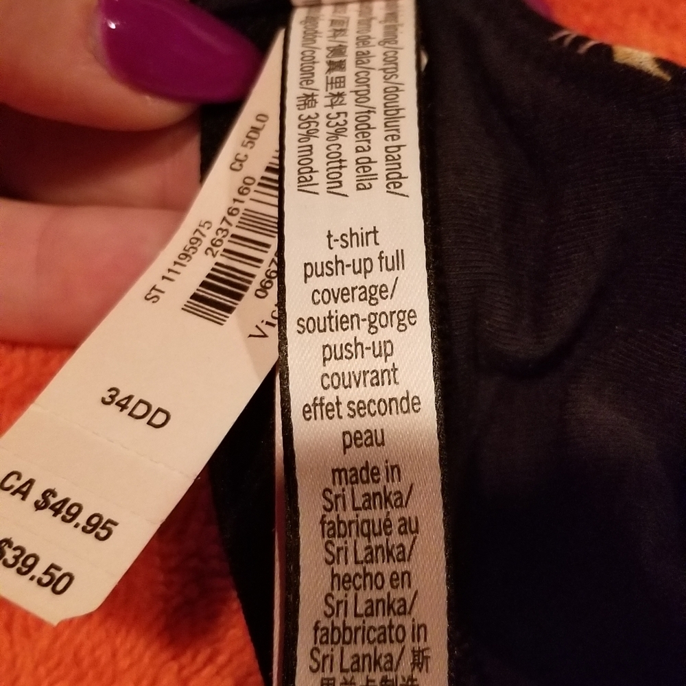 Victoria Secrets Bra - Picture 5 of 7